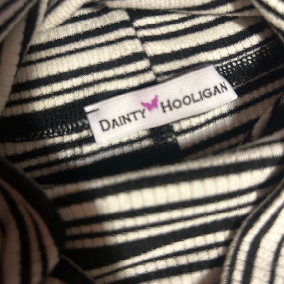 Dainty Hooligan Black & White Stripe Flowy Sleeveless Turtleneck Dress Size Sm - Picture 6 of 6